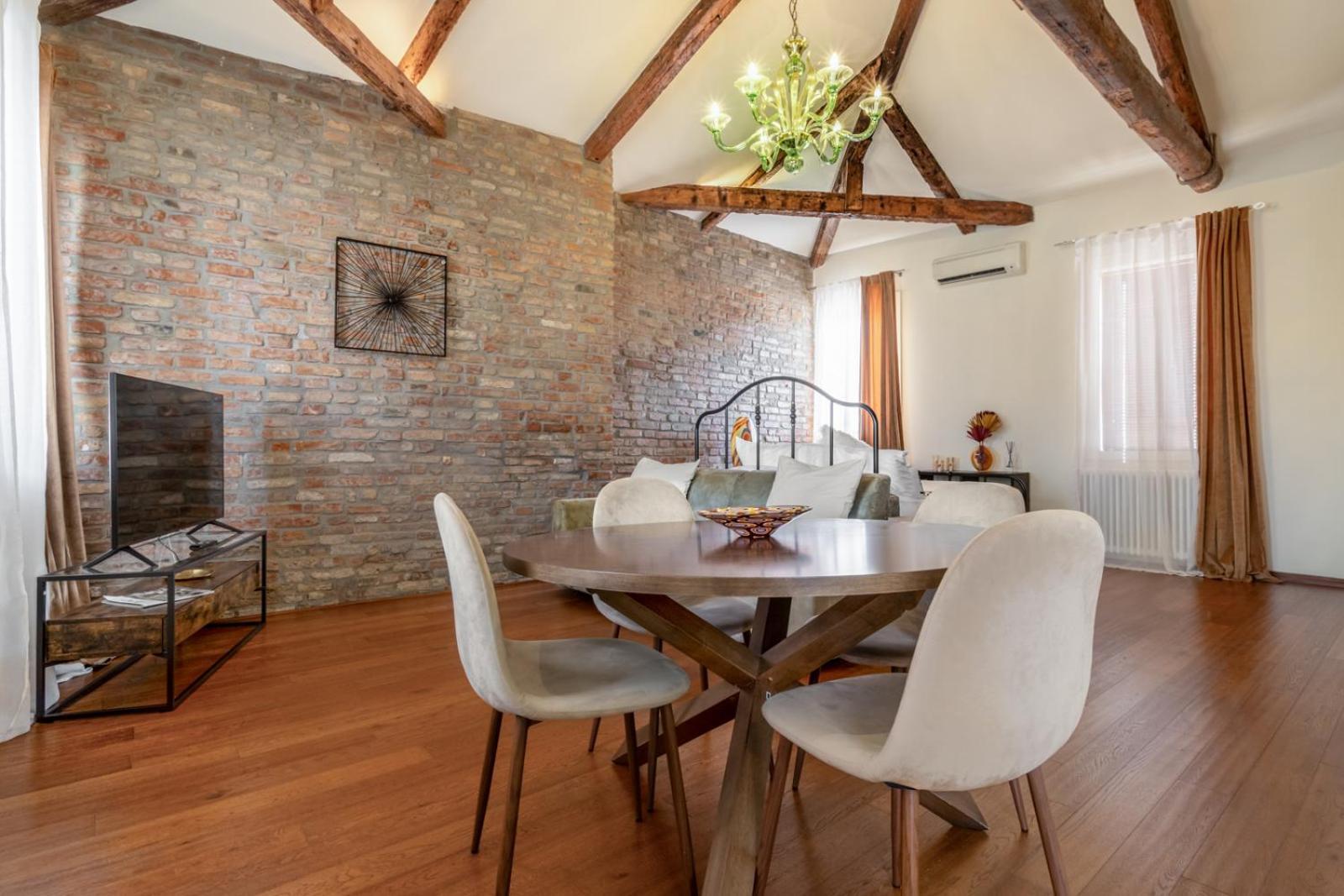 Duomo Murano Apartment With Canal View ภายนอก รูปภาพ