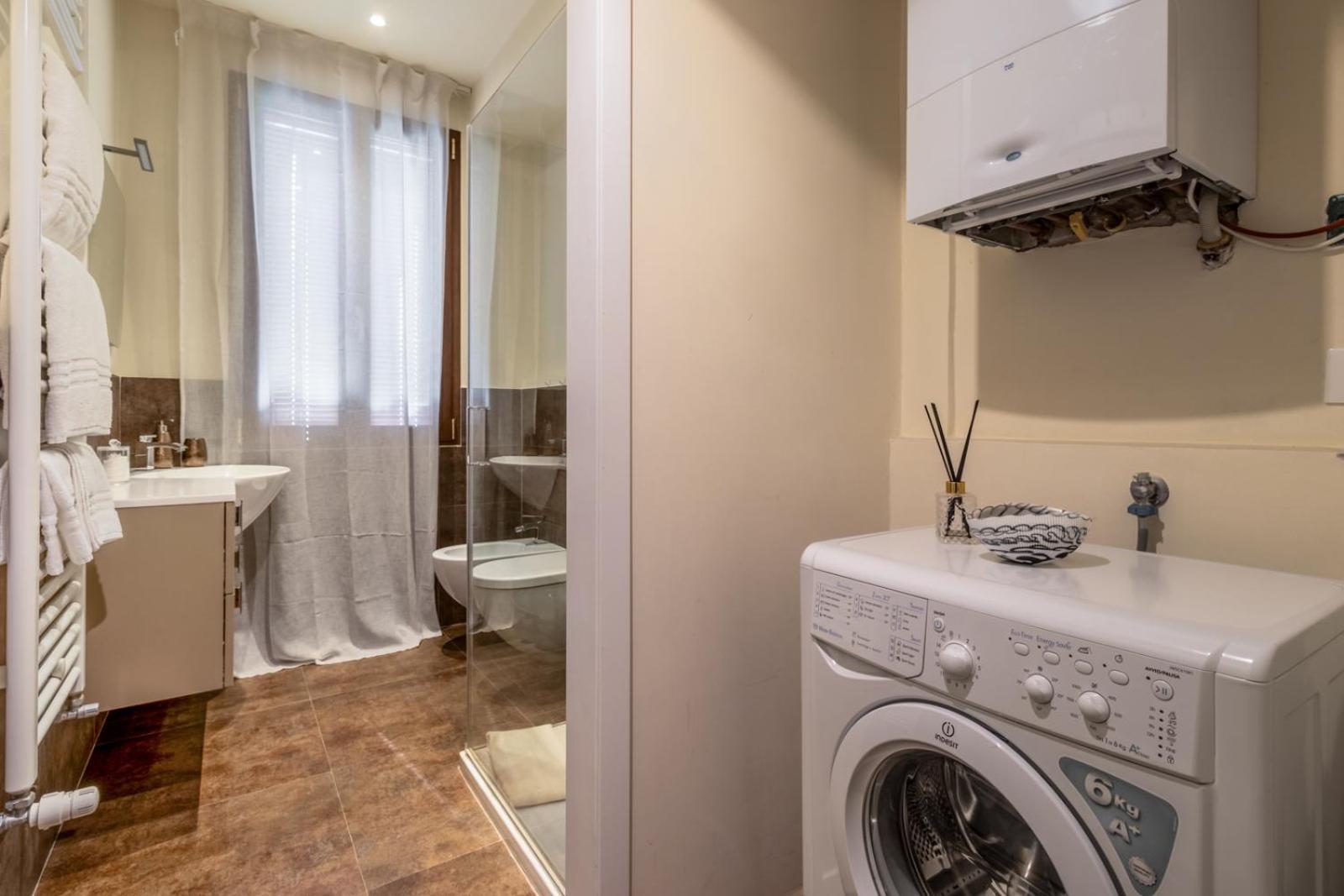 Duomo Murano Apartment With Canal View ภายนอก รูปภาพ