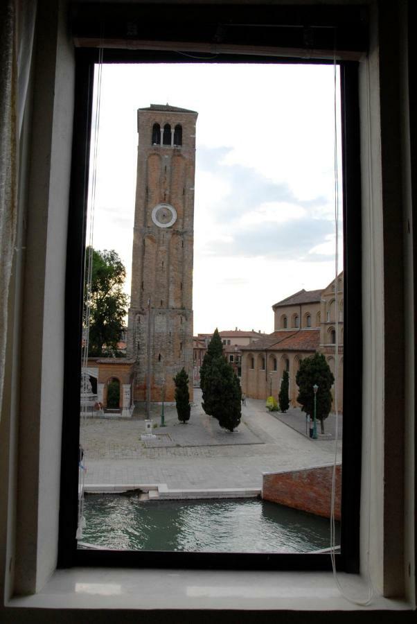 Duomo Murano Apartment With Canal View ภายนอก รูปภาพ